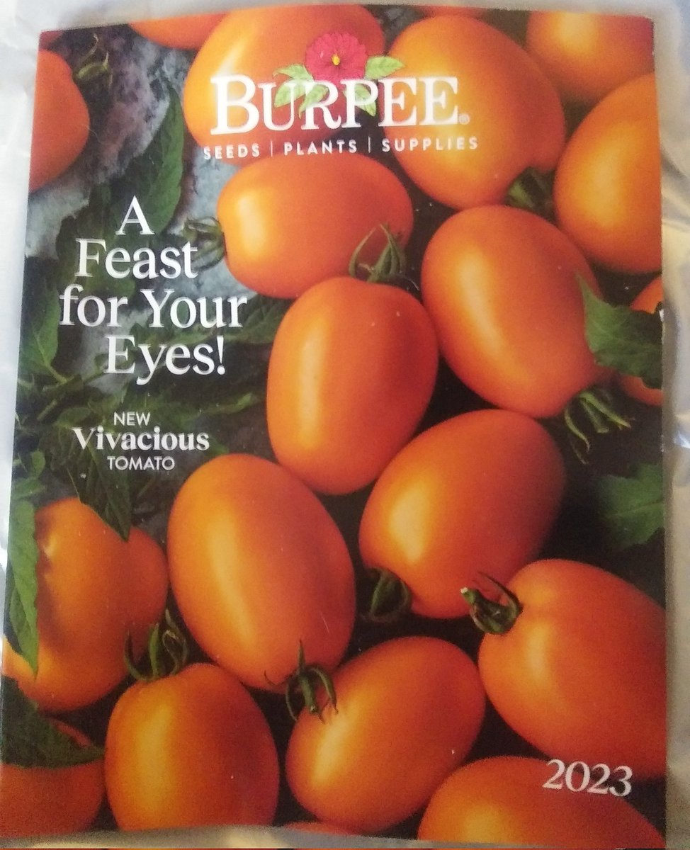 IsenbergArlene's tweet photo. It's that time of the year Gardener's Wishbooks are arriving everyday Woohoo #BurpeeSeeds https://t.co/wY38lcEk1E