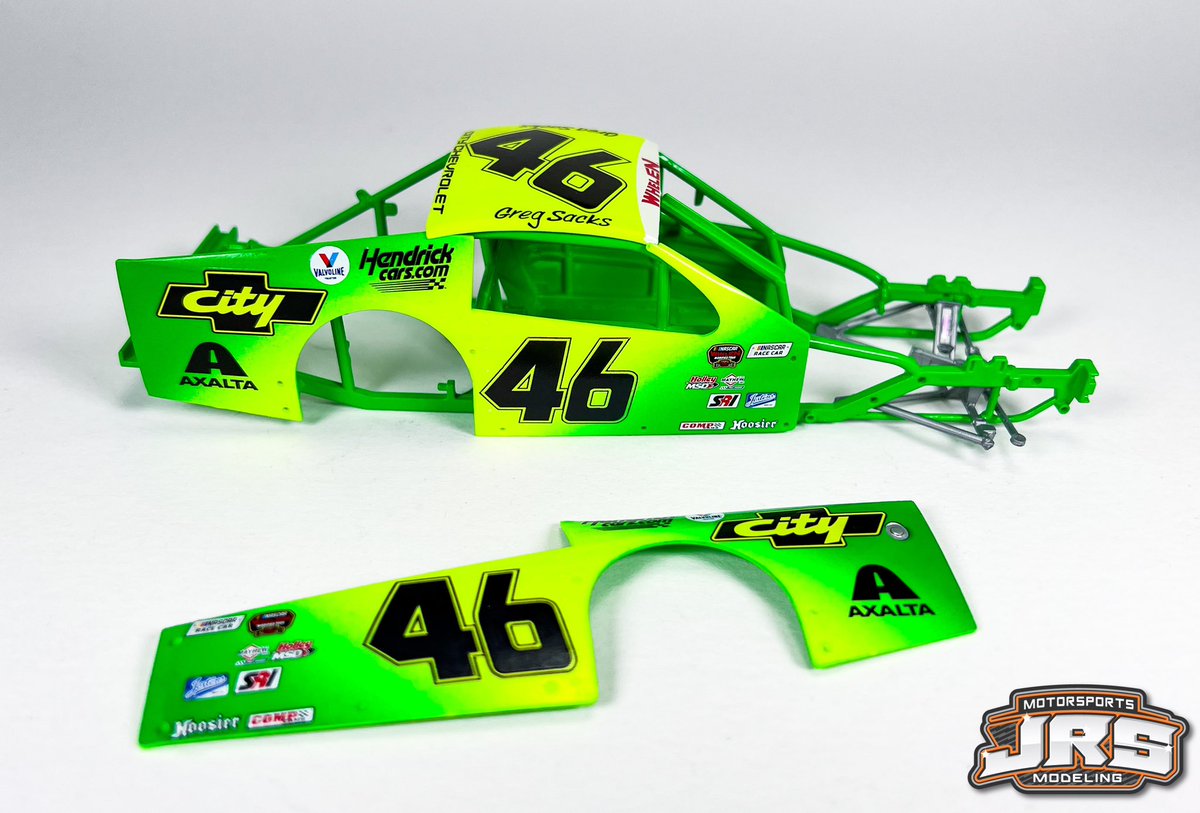 deircrfan's tweet photo. More progress on the City Chevy modifiedโฆ the motor and headers are almost done! @TeamHendrick @citychevrolet @NASCAR @AxaltaRacing @Valvoline @showtime7602 @SHOWTIME6676 #daysofthunder #whelenmodified #modifiedracing @WallStadium #ScaleModel @TomCruise @JeffGordonWeb https://t.co/ydu3D1NA4c