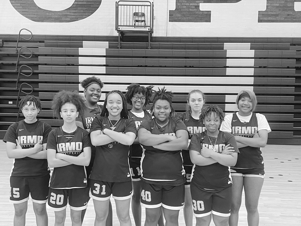IrmoGirlsBBall's tweet photo. Thank you to @LBI_Carolina and Hammond School for hosting the SkyHawk Classic. We are on to the new year. We took lessons from this tournament to use as growth. We wish you all a prosperous and Happy New Year! #GritLife https://t.co/G8RBPsiTE9