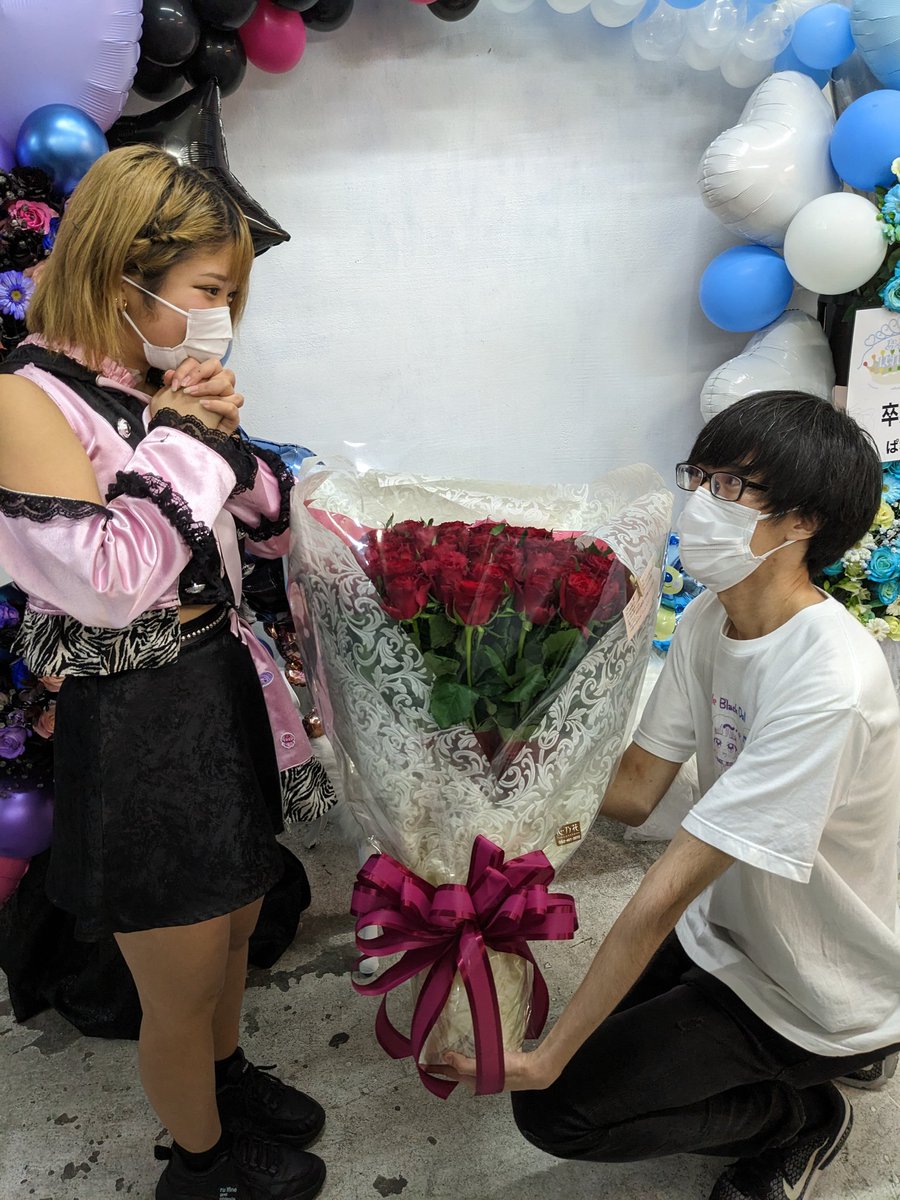 minamyao's tweet photo. いっぱい居るアイドルの中でピンク色担当のあなたに一目惚れしてから１２１０日。
僕の特別な存在で居続けてくれてありがとう。
お疲れ様でした。 https://t.co/89kYA8ozEb
