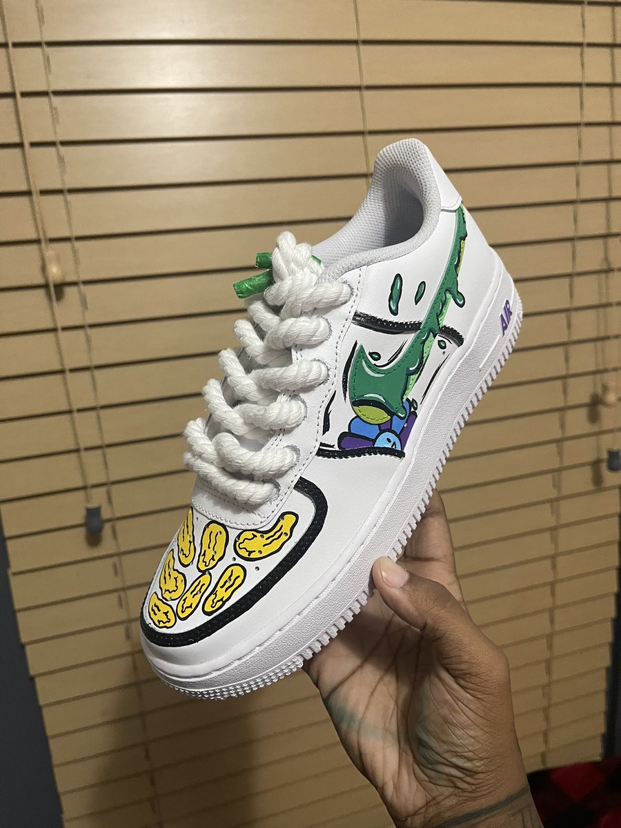 JeKloe's tweet photo. My Fave Customs I’ve done so far 😮‍💨🫶🏽✨🥶 

#like #rt https://t.co/Yjs33ke9yn