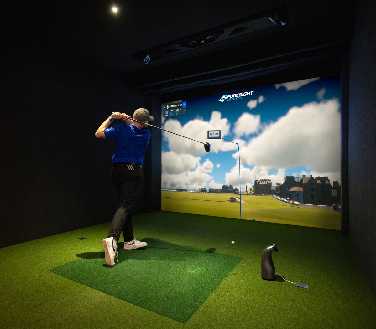 ForesightEurope's tweet photo. The most iconic 18th hole in golf? ⛳️
#StAndrews #GC3 #FSXPlay https://t.co/BLvqlMxz9j