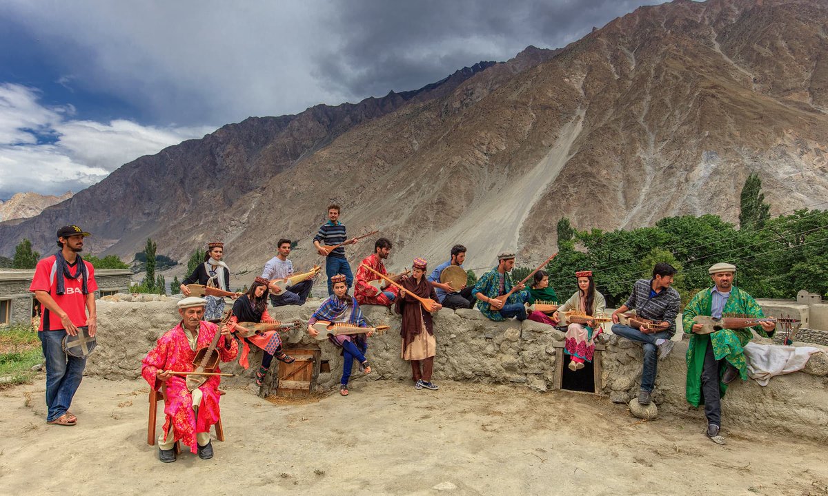 chkar_official's tweet photo. One of the greatest rewards we can have when we travel is learning about different cultures and religions. We must keep in mind how important it is to show respect to those local customs and traditions when we travel. https://t.co/ODEAmjzsQa