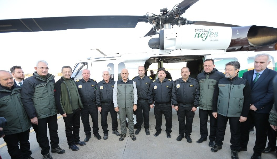 Türkiye yüzyılına nefes olmak için, yeşil vatan için çalışmaya devam ediyoruz.  Orman yangınları ile mücadelemiz yılmadan, yorulmadan  devam edecek. 
#OrmanVatandır