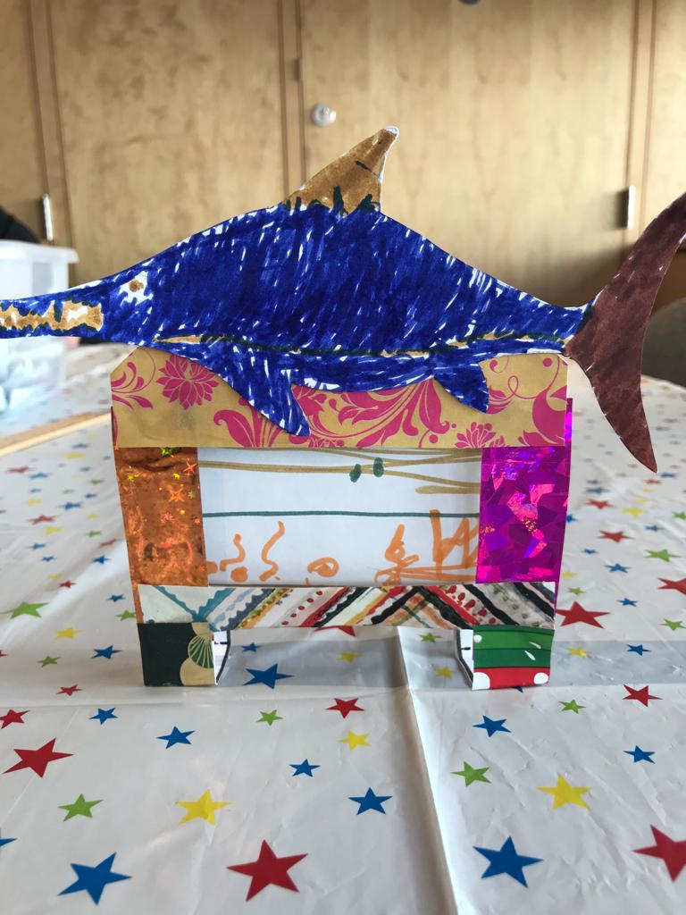 LymeRegisMuseum's tweet photo. A great storytelling workshop today in the museum with Lizzie Bryant. #lymeregis #Museums #kidsinmuseums #fossils #art https://t.co/C6rLT1Y97f