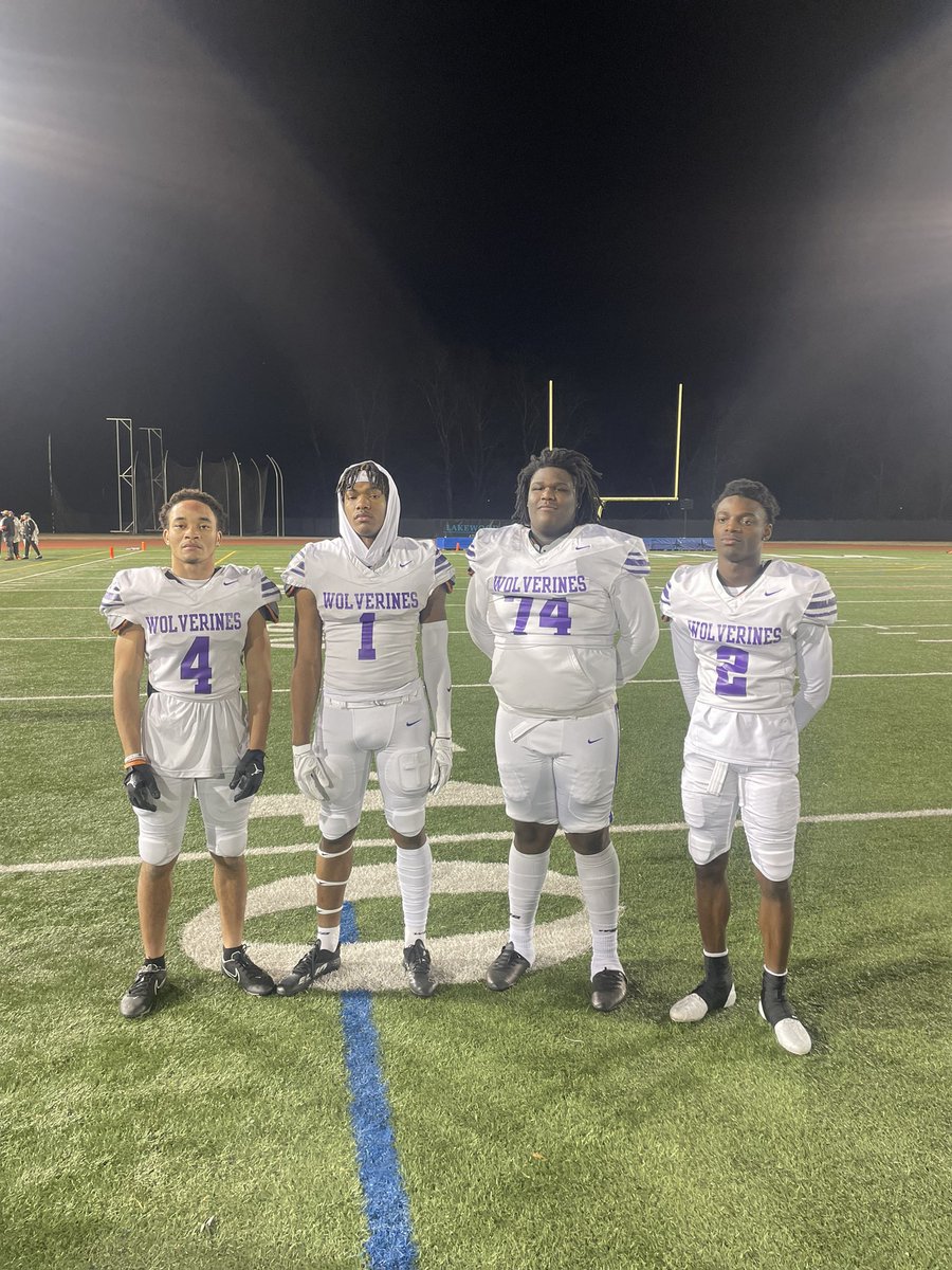 Last night our guys represented Miller Grove in the 2022 Senior Bowl Classic for their final High School Game. <a href="/4JoshuaJones/">Joshua Jones</a> <a href="/8JDillard/">Jayvonne Dillard</a> <a href="/emmanuelconnel3/">Emmanuel Connelly</a> <a href="/prince_brown11/">Prince Brown</a> @MillerGrovefb <a href="/coachmbrown21/">coachmbrown21</a>