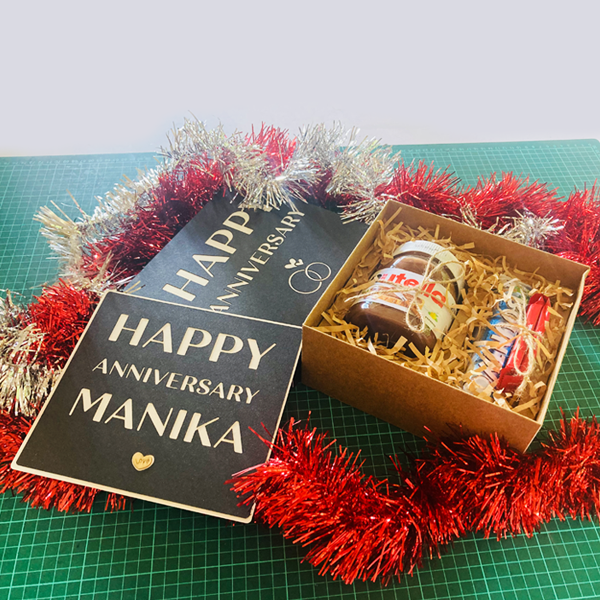 choco_insight's tweet photo. 🎁🎁🎁 Latest anniversary package #happyanniversary 🎁🎁🎁
#handcrafts #smallbusiness #giftingsrilanka #giftforhim #giftbox #lovegifts #FerreroRocher #giftsfromtheheart #srilanka #giftssetsforher #giftssetsformen #giftingoptions #hampersrilanka #goodgifts #mysterybox #loveforhim https://t.co/fxWTLSWO9p