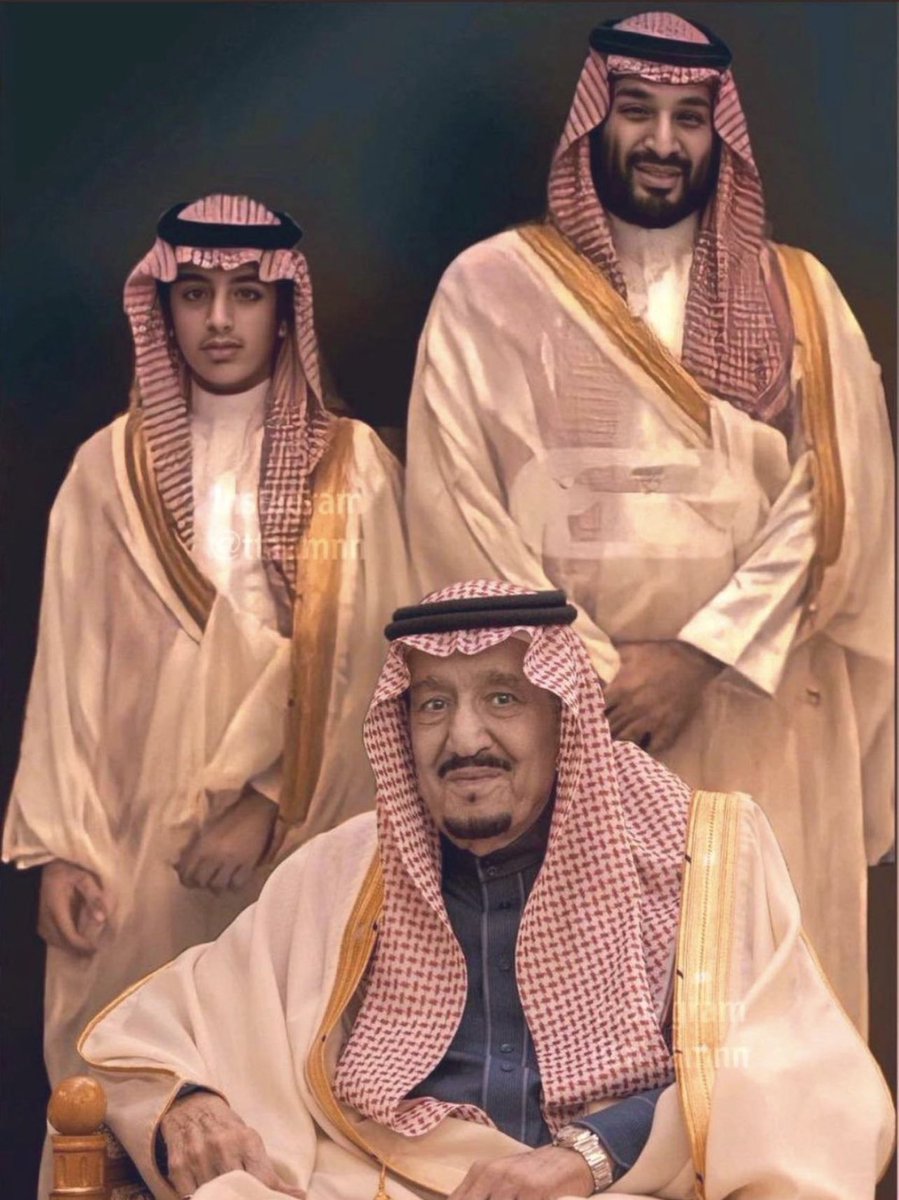 malgazlanksa's tweet photo. اللهم أحفظ مليكنا وسيدنا ووالدنا  خادم الحرمين الشريفين 
الملك سلمان بن عبدالعزيز 
كل سنـة ونحن بـ إلهامك نسارع الخطى نحو المستقبل جعله عمراً مديداً ودمت لنا عزاً وفخراً..💚🇸🇦

#مول��_ملك #الشهيد_سليمان_القزلان_وشهداء_الواجب #القصيم #الرس https://t.co/1FJfJay5YF