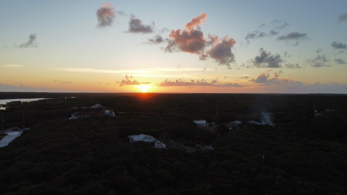 Beautiful sunset in Exuma🌅 #Bahamas #beauty #chasinlunkers #sunsetphotography #photography #exuma #orange #dji #dronephotography #Trending #foryou #follow