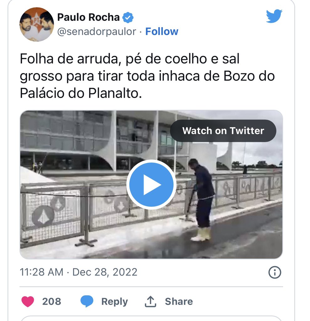 marceloklug's tweet photo. Estado laico só vale para pseudo-cristianismo? E nem era sal grosso, mas não vi criticas ainda por mistura de religião e estado neste caso… https://t.co/CF8nIt4qmS
