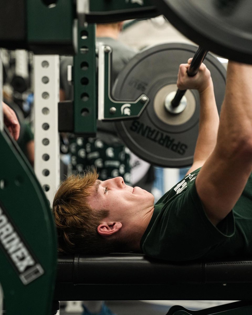 NCAAWrestling's tweet photo. Finish the year strong! 💪

#NCAAWrestling x 📸 @MSU_Wrestling 
https://t.co/RisUhA3o5S