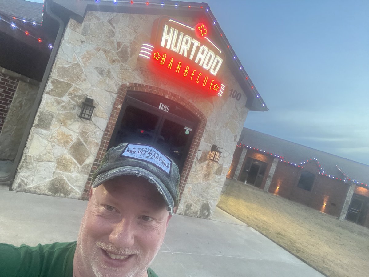 BbqProsper's tweet photo. Went to @HurtadoBBQ in Little Elm last night. Great food; spareribs were unbelievable!!! If you’re in Arlington, Little Elm, or Ft. Worth give them a shout and buy some bbq! Thanks!!!@BeefLovingTX @hsbbqinc #supportyourlocalpitmasters https://t.co/mi4uJLiu1P