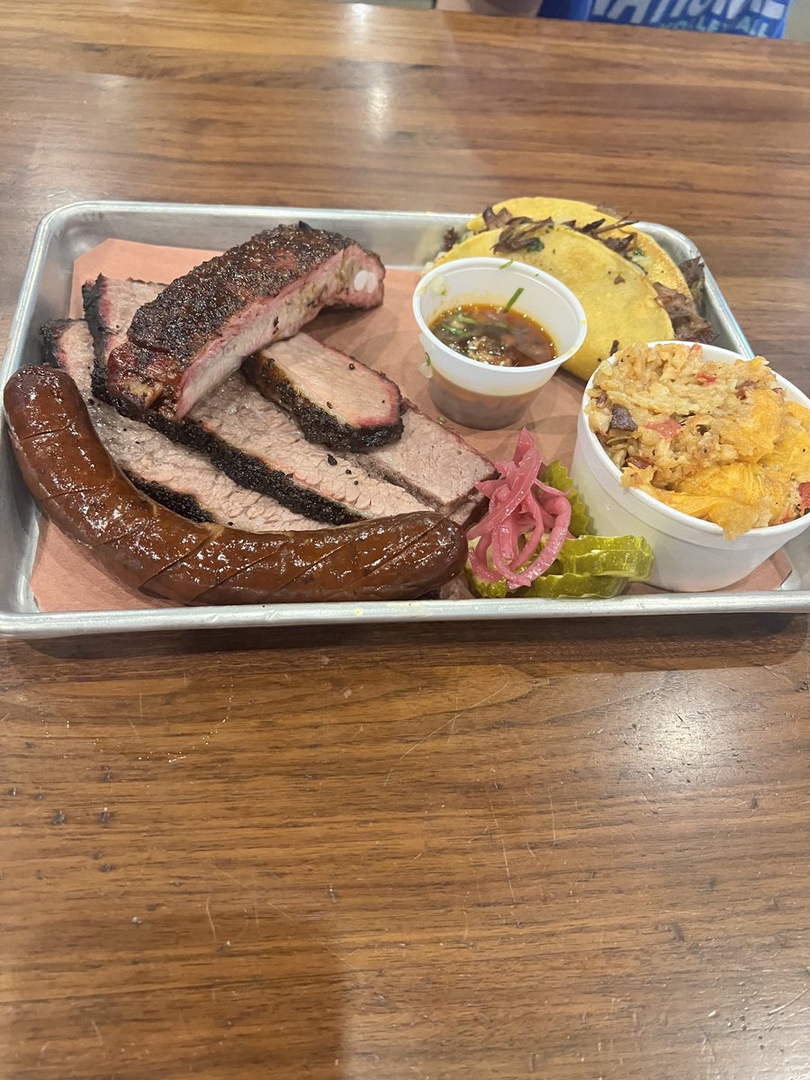 BbqProsper's tweet photo. Went to @HurtadoBBQ in Little Elm last night. Great food; spareribs were unbelievable!!! If you’re in Arlington, Little Elm, or Ft. Worth give them a shout and buy some bbq! Thanks!!!@BeefLovingTX @hsbbqinc #supportyourlocalpitmasters https://t.co/mi4uJLiu1P