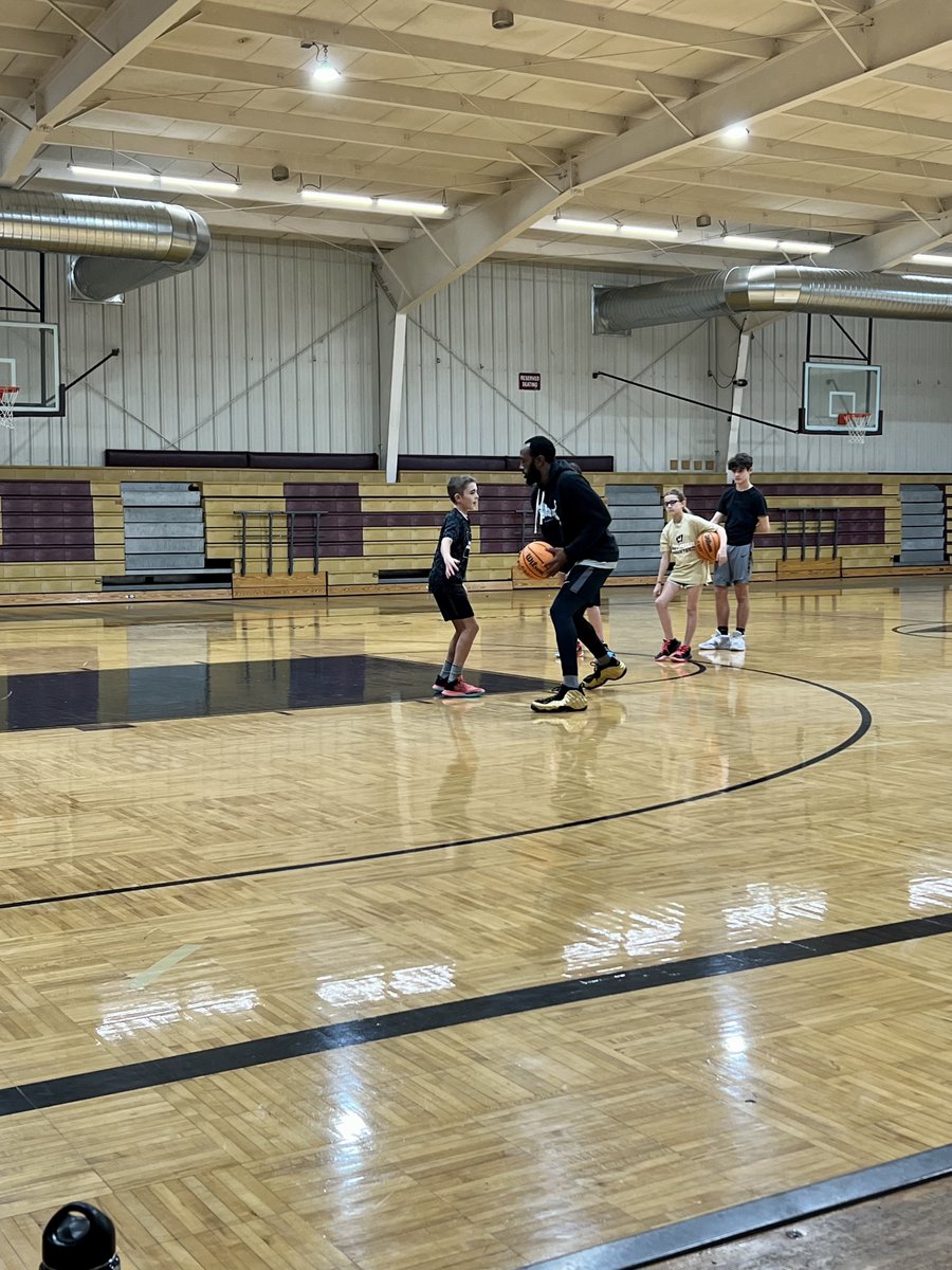 TheLionsCircuit's tweet image. 🧱 by 🧱
#TheLionsCircuit 
#FoundationBuilding  #BasketballTraining 
#Warner #Oklahoma #BallIsLife