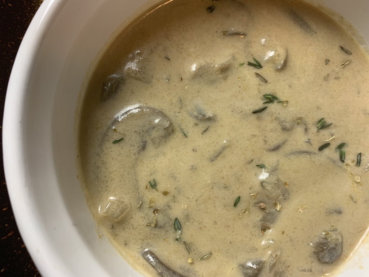 timothalanae's tweet photo. Delicious vegan creamy mushroom soup recipe! Perfect for winter season❤️.  Watch the recipe video here: https://t.co/4wy2BxeW1G  #creamyvegansoup #plantbasedrecipes #soups https://t.co/X24TFL3p00