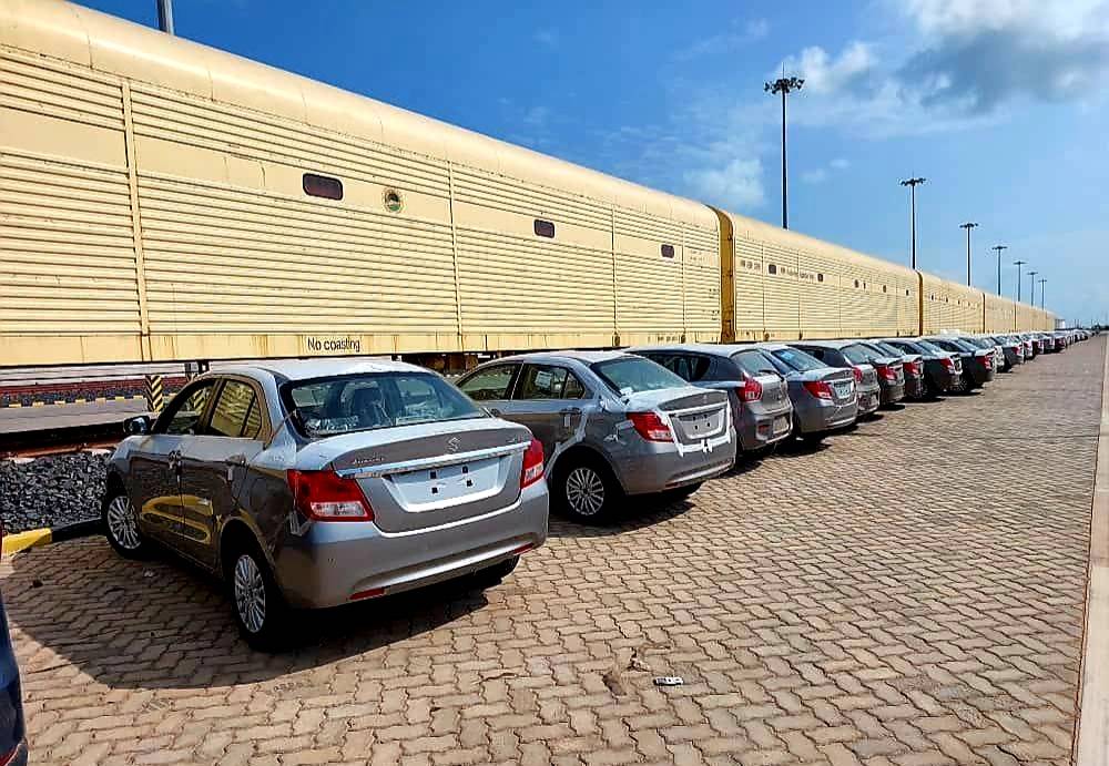 eslse_'s tweet photo. #ESLSE started transporting #Vehicles by railway.
The first shipment of Vehicles, loaded from DMP reached Endode railway station on Tuesday this week. https://t.co/qE4YEvJsM2