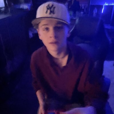 alexhancock04's tweet photo. #NewProfilePic https://t.co/gKtesaE3ii