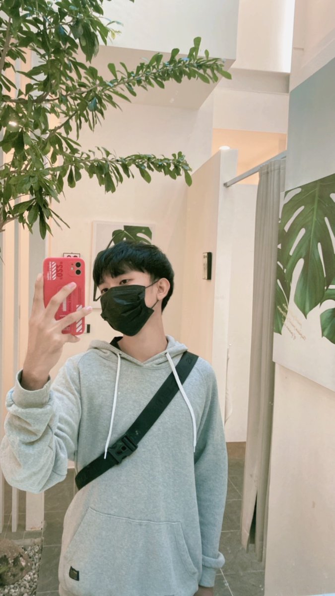 thr_non001's tweet photo. อย่าคิดมากนะครับ คิดถึงผมดีกว่า🫶🏻🤍
#อุบลหวานมาก  #โขงเจียม https://t.co/t187ydGQqC