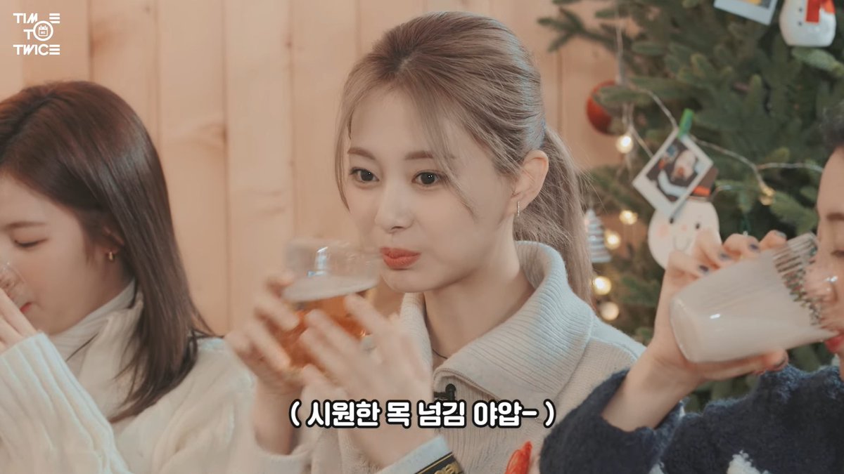 WeLoveTZUYU0614's tweet photo. #TIMETOTWICE #TTT 
#HealingDecember
#TZUYU  #子瑜 #쯔위 #ツウィ #TWICE https://t.co/Ks6GXGYhaQ