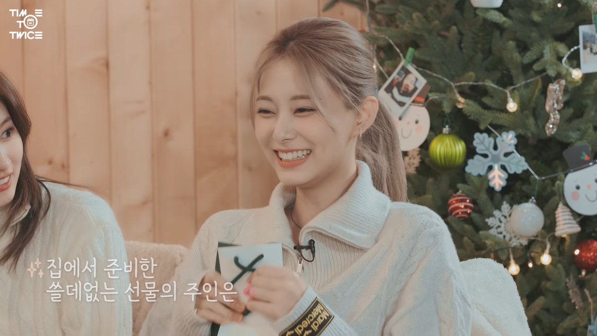 WeLoveTZUYU0614's tweet photo. #TIMETOTWICE #TTT 
#HealingDecember
#TZUYU  #子瑜 #쯔위 #ツウィ #TWICE https://t.co/4S8E82MkW3