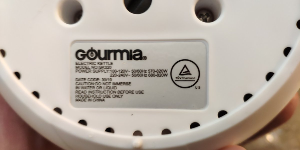 tom_keddie's tweet photo. @gojimmypi @strangepartscom it's a silicone body, collapses flat for travel.  Works at 110 and 220 too, presumably much faster at 220v but it doesn't sem slow at 110 either. https://t.co/tlzp1lLzeu