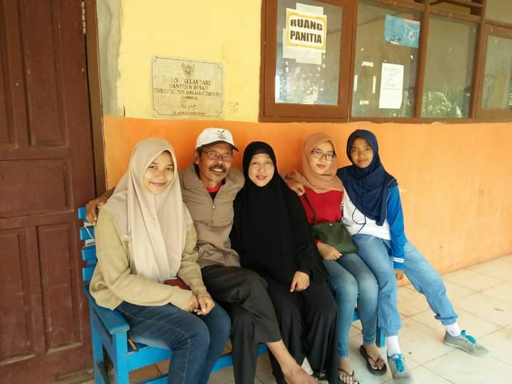 mbunneke's tweet photo. Bahagia ku tak lengkap tanpa Nya💔 https://t.co/kGuqz3fGqg