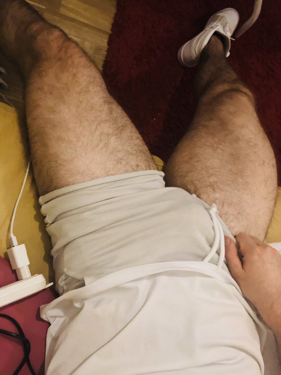 mati_hot87's tweet photo. Quien la despierta a chupadas #gay #pelos #porno #onlyfans #cruisng #Gaypaja #Only18 #onlyfanspromo https://t.co/ESKJIyzQPJ