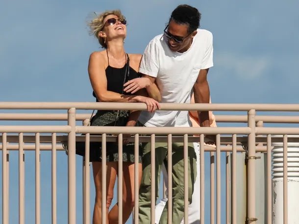 CourtneeHendrix's tweet photo. This is “I never knew a love like this” personified https://t.co/y73NK8cYBs