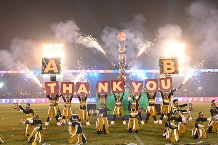 AitcShibpur's tweet photo. This New Year celebration is going to be insane as the Diamond Harbour MP CUP, 2022 draws to a close!
 
And our National General Secretary, Hon'ble MP Sri @abhishekaitc, is here to make this a night to remember!
 
The air is thick with SPORTSMANSHIP, BROTHERHOOD, and ENTHUSIASM! https://t.co/HGQtDxIMHh