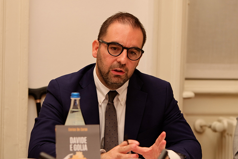 Disponibili i video, podcast, foto e una bella sintesi dell'incontro con <a href="/enricodecorso/">Enrico De Corso</a> cui sono intervenuti Paolo Manfredi, Alessandra Ingrao, <a href="/DanielTrabucchi/">Daniel Trabucchi</a>, <a href="/giacomini_g/">Gabriele Giacomini</a> e Piero Bassetti 
<a href="/EdizioniGuerini/">EdizioniGuerini</a> <a href="/LombardiaConf/">Confcooperative Lombardia</a>