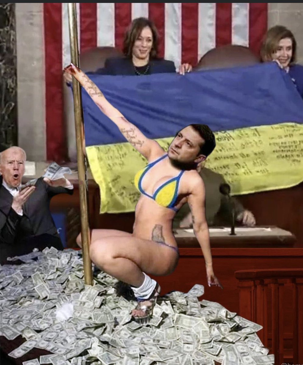 atensnut's tweet image. 2022 in one meme.