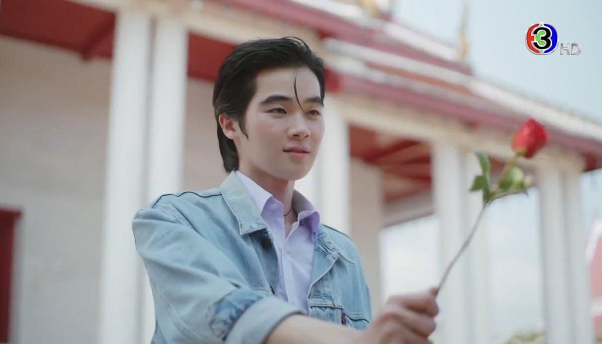 สรว่า tweet media