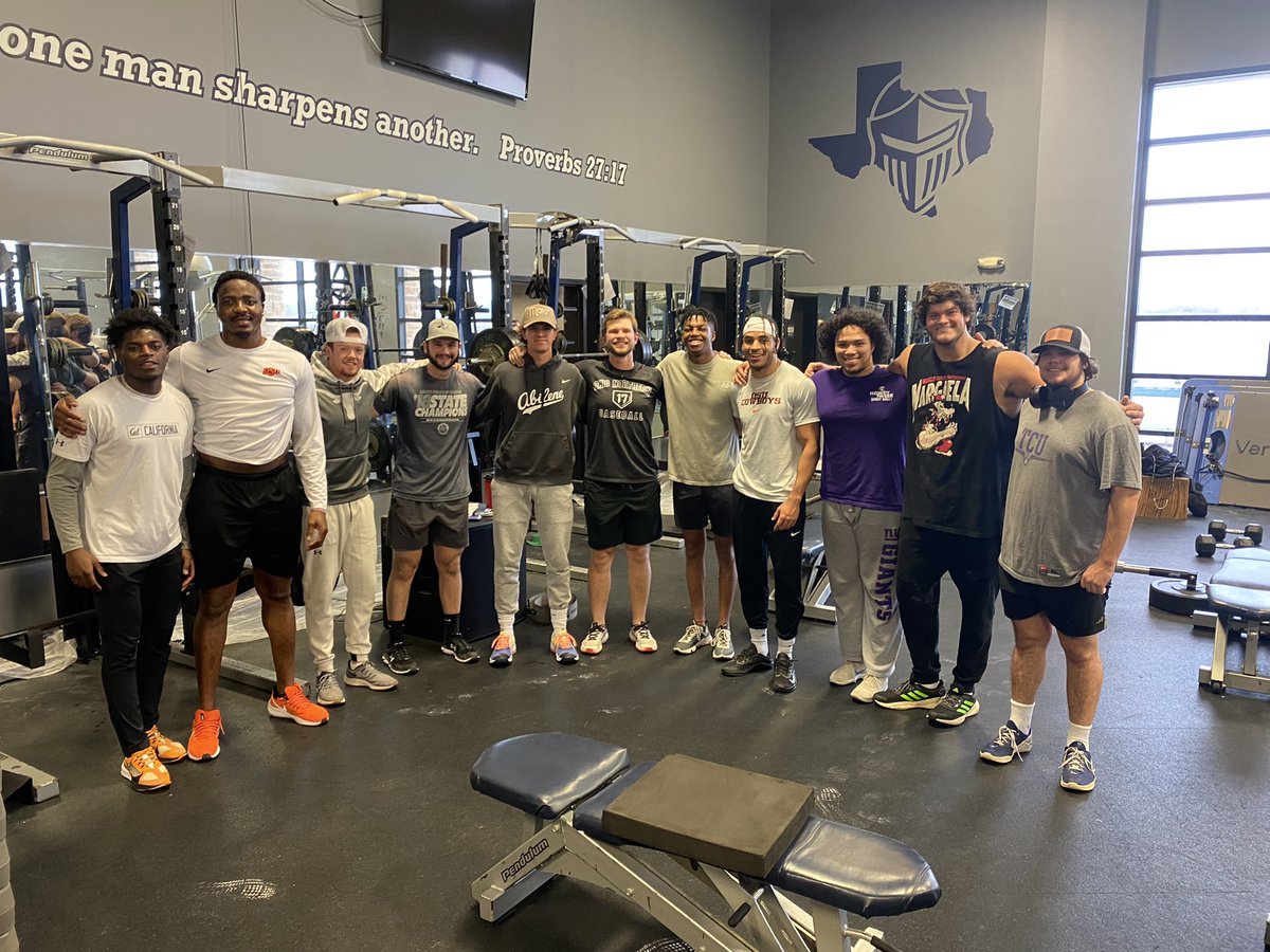 Once a Warrior, always a Warrior💪

Love having our alumni come back and get some work in during break!