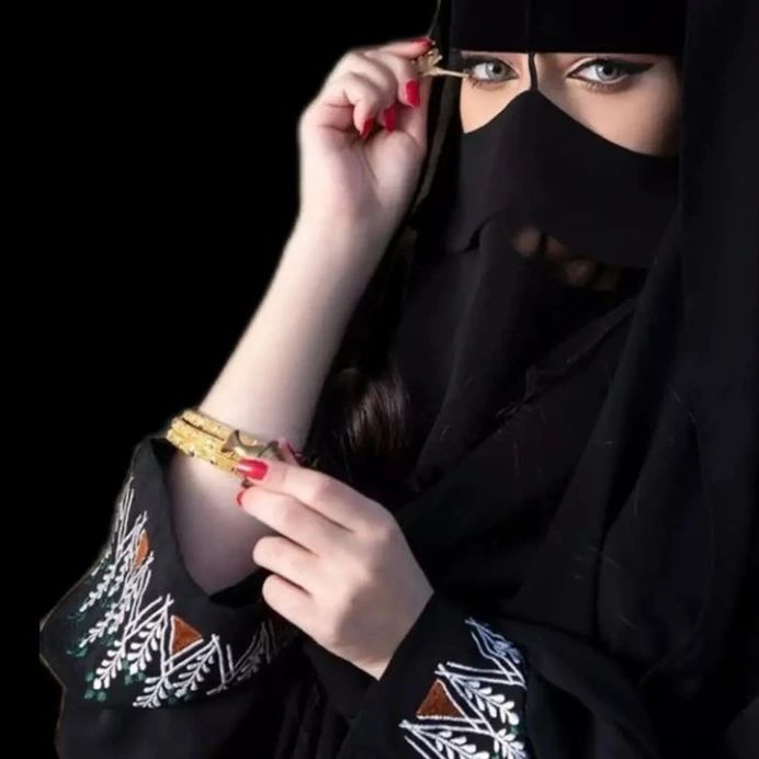 وش تسمون الزوجه اللي تطلب إلاذن من زوجها في كل شي تحب تسويه!؟😇