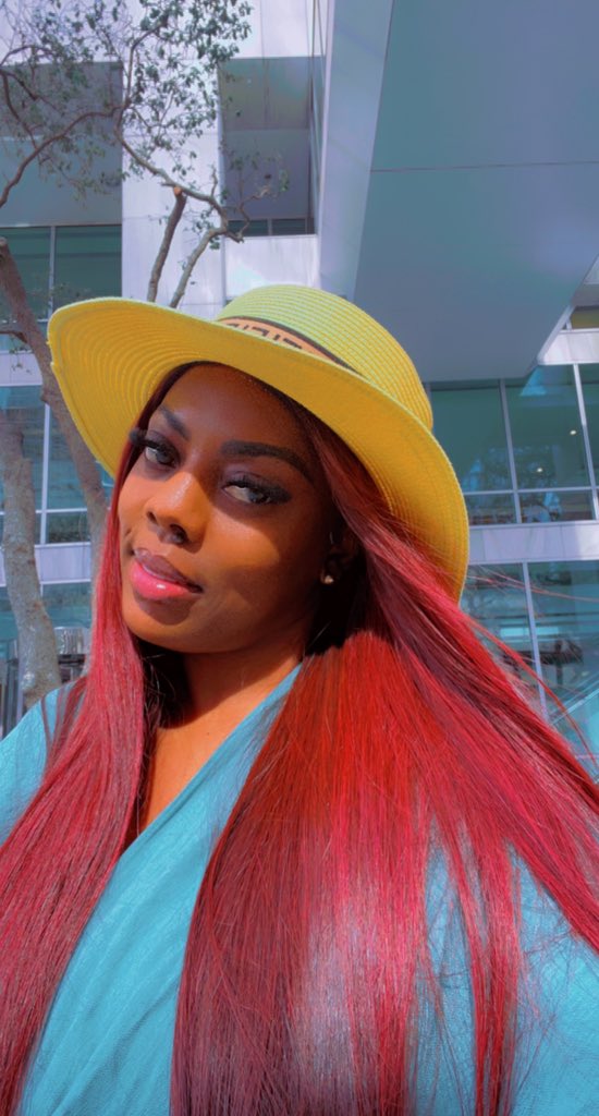 thenanaaba tweet picture
