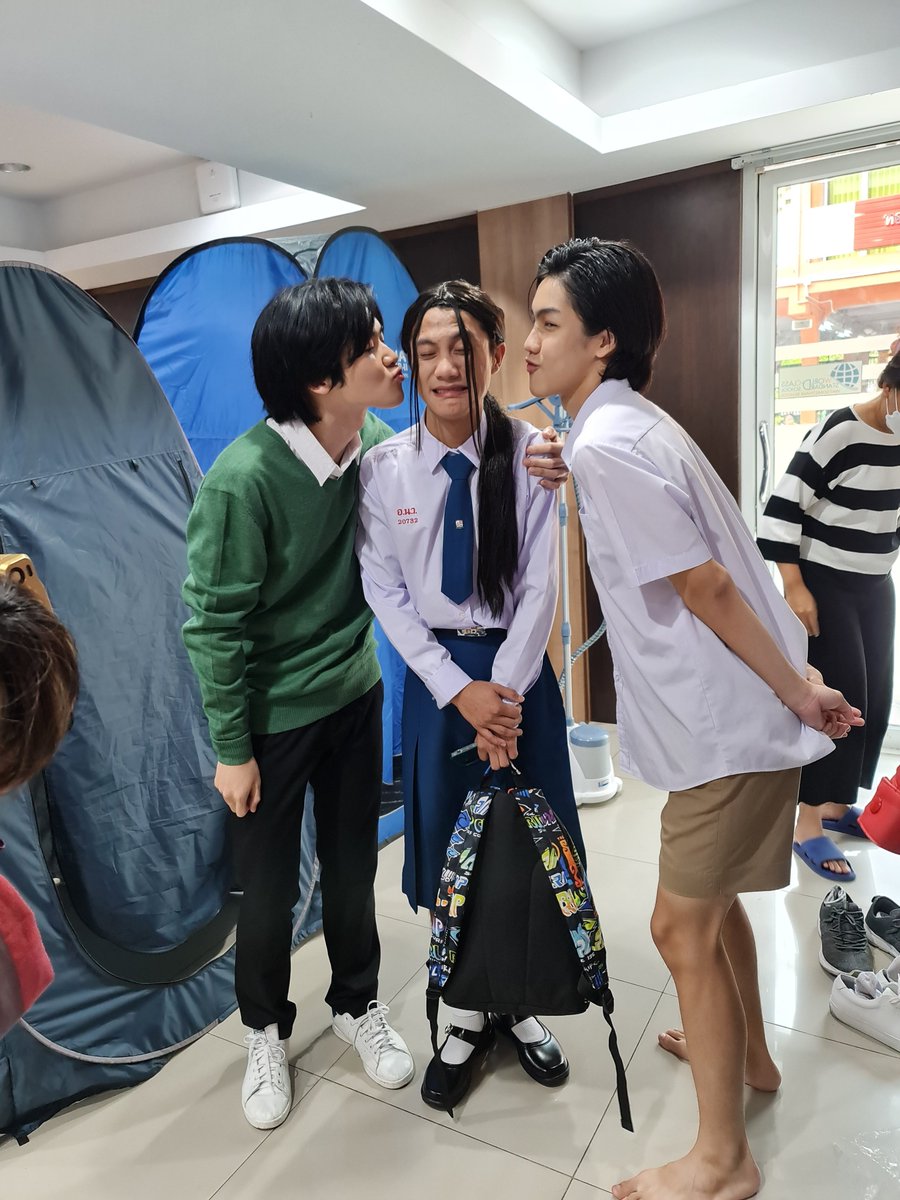 น่ารักอะ 😘

#IWILLKNOCKYOUEP7
พี่จะตีนะเนย