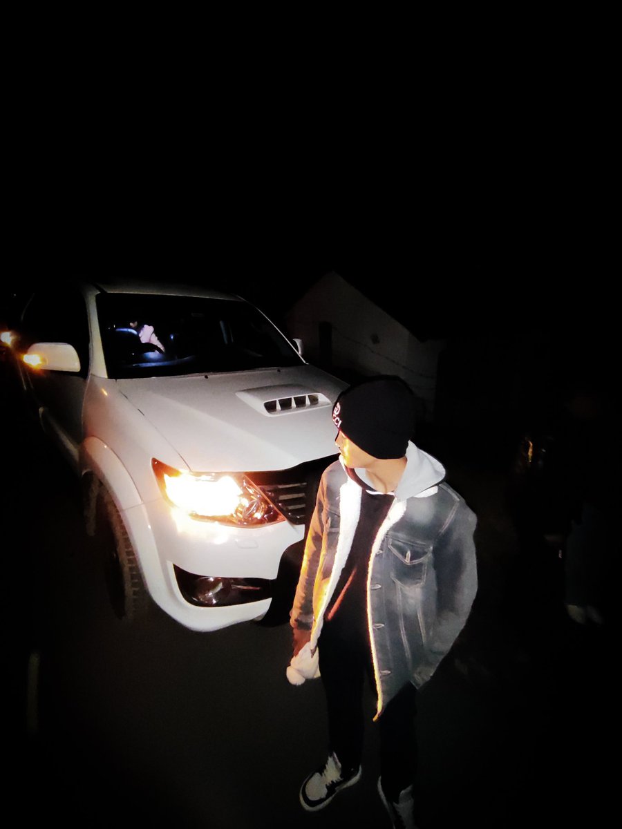 enrich_hujon's tweet photo. Been feeling cooped up with the Toyota #Toyota https://t.co/8WA5LK4vGg