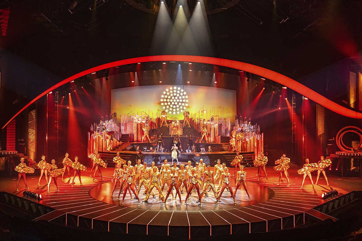 GermanyMagazine's tweet image. As over 100 artists entertain on what is the world’s biggest theatre stage, if you're looking for a fun way to spend an evening the next time you're in Berlin, you'd do well to check out the ARISE Grand Show. We paid a visit behind the scenes.
discovergermany.com/friedrichstadt…