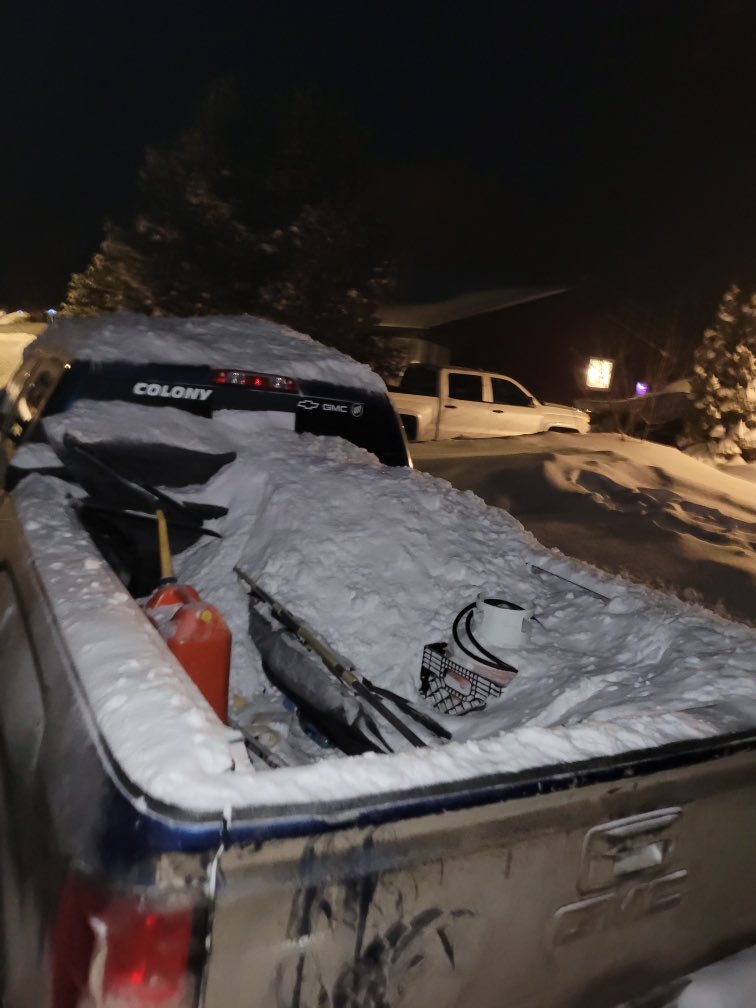 ska_andersen's tweet photo. Snow removal at its finest! This is brutal &amp; unacceptable! #dobetterTownofNaicam https://t.co/sefWmDPPri