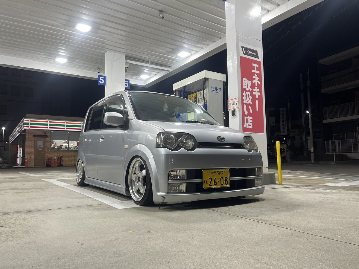 rinchan_yade's tweet photo. 車高調限界突破。
これ以上は色々変えんと無理ね🥲
#l150s
#MOVECUSTOM
#純ベタ
#車好きと繋がりたい https://t.co/Z70ZTmo1Gr
