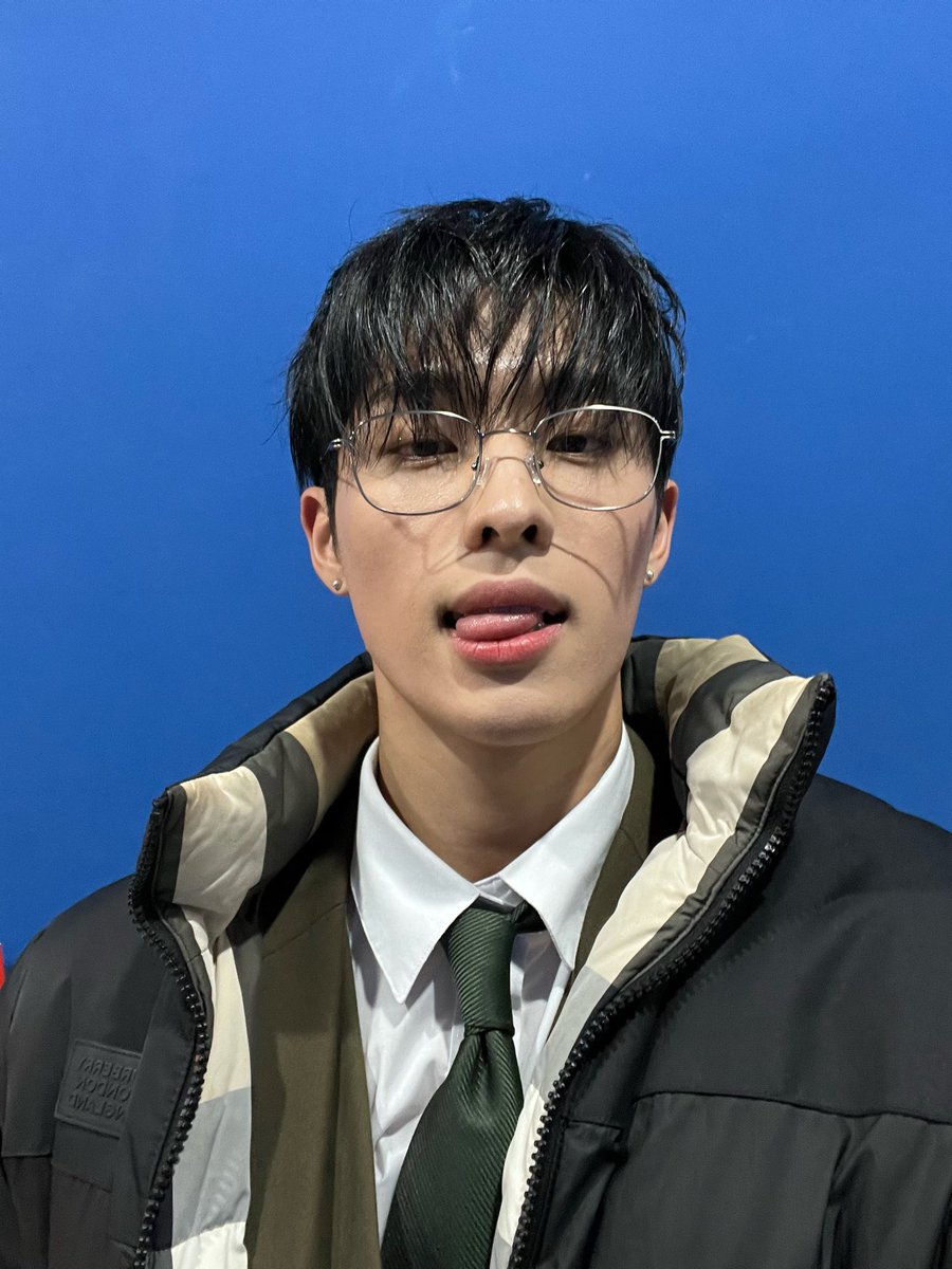 0927KH_'s tweet photo. 키호야악🥹 https://t.co/kXB9dEnEms