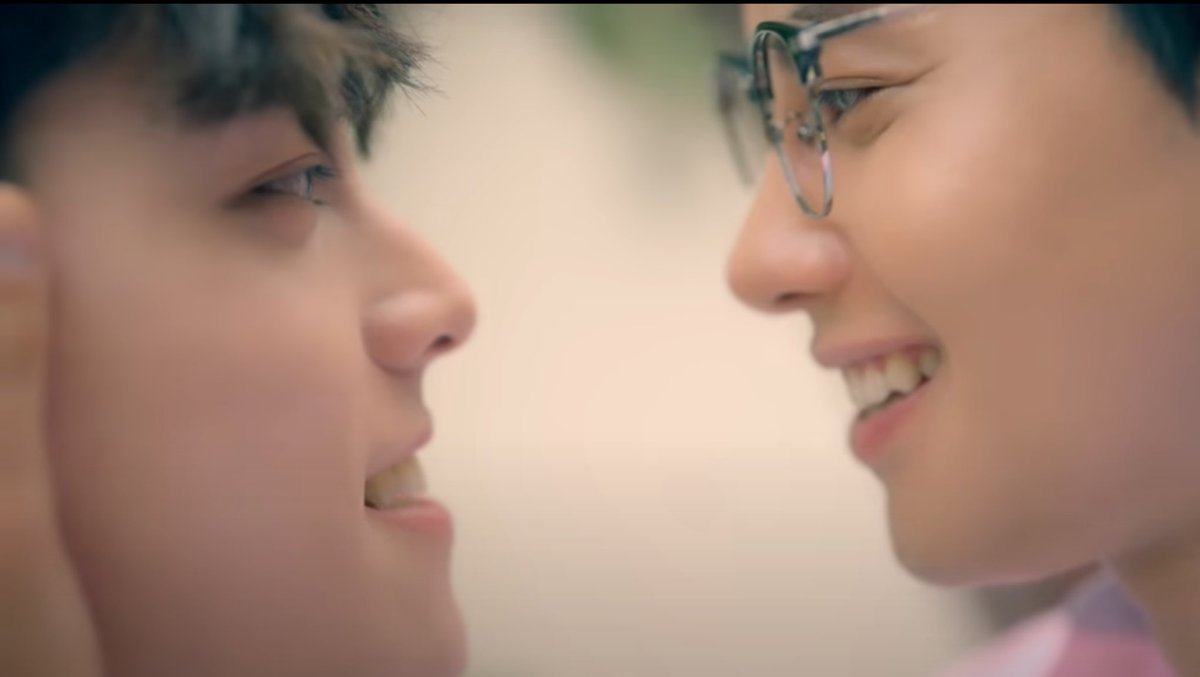 kkeffsats's tweet photo. Its always the after kiss smiles...

#ChocoMilkShakeEP11 
#ChocoMilkShake https://t.co/dw1XMO7swI