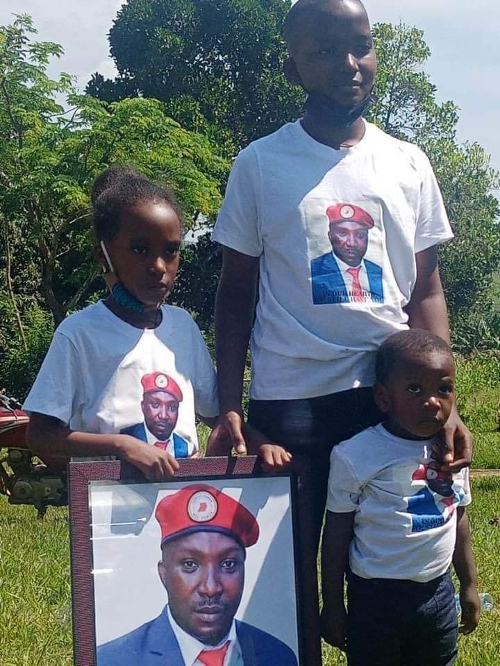 SuunaAhmedsarah's tweet photo. @KagutaMuseveni @jessica_alupo @PoliceUg @UN_HRC @hrw where is he??? https://t.co/QjikxPCFWW