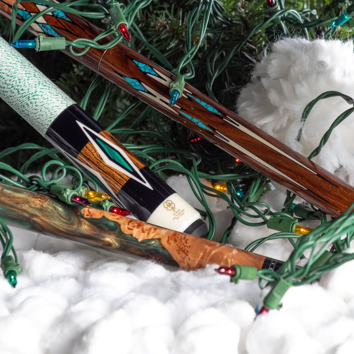 McDermottCue's tweet photo. 🎉 Happy Holidays! https://t.co/HKsQHdujmc