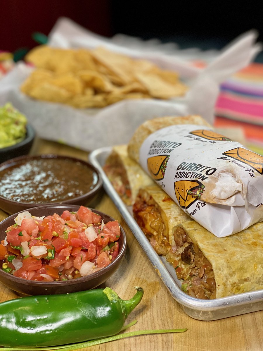 BurritoAddictLV's tweet photo. Finish off the 2022 season with fresh &amp; funky burritos delivered straight to your door! Tap the link to order! #LasVegas 
https://t.co/99RkPst3CY https://t.co/ERd8y0jYL5