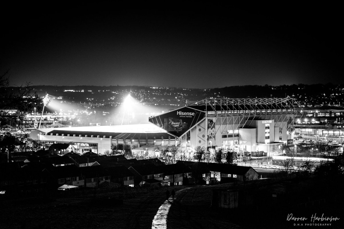 _dhaphotography's tweet photo. @Jeff_Reinebold @LUFC 💙💛🤍 https://t.co/Tba8iVrwRc