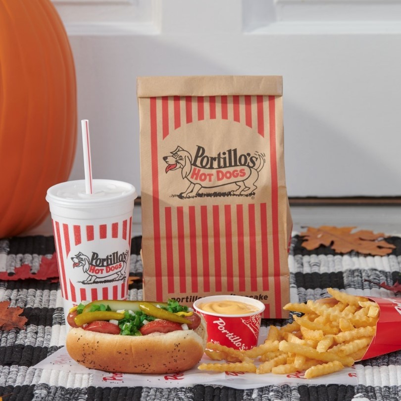 VisitTheColony's tweet photo. Can you smell what @portilloshotdog is cooking? Mark your calendar to get a taste of Chicago, only available here at @GrandscapeTX
https://t.co/cpMX525Rwd
#comingsoon #grandopening #chicagodogs #portillodogs #Grandscape #ShopTheColony #TheColonyTX #VisitTheColony https://t.co/hIXNnW5OJm