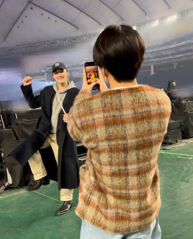 hr_soshine's tweet photo. Of course he keeps bullying Marius 😅 https://t.co/joDMHPbg1s
