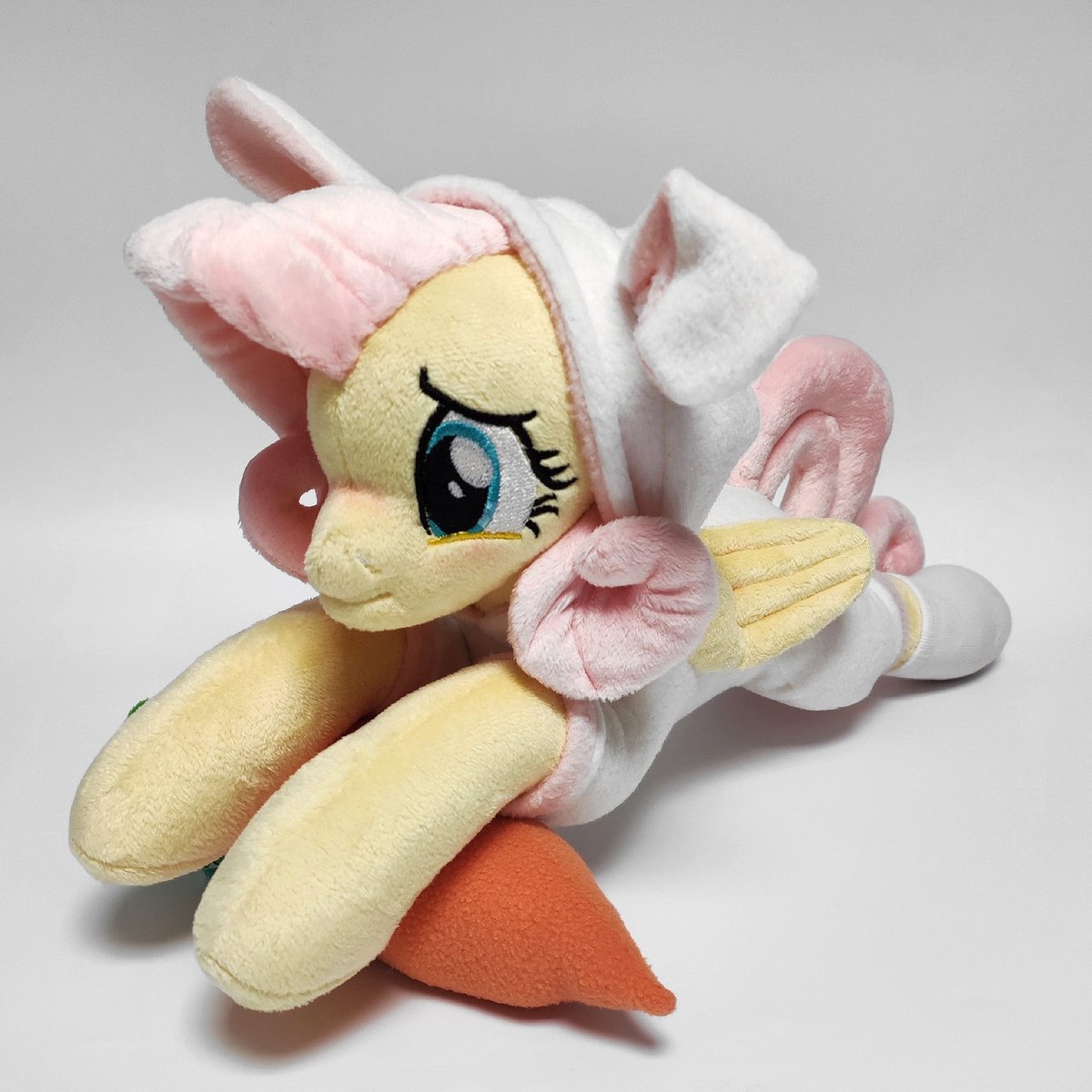 GingerAlePlush's tweet photo. ➡️‼️SALE‼️⬅️ Fluttershy Rabbit Edition (lying version). ~20" long. $370 (incl shipping). To buy DM me. #plush #plushie #handmade #handmadeplush #ponyplushie #ponyplush #pony #mlp #mylittlepony #mylittleponyplush #mlpart #mainsix #fluttershy #brony #bronies #Equestria #Ponyville https://t.co/E7LrzUZtzN