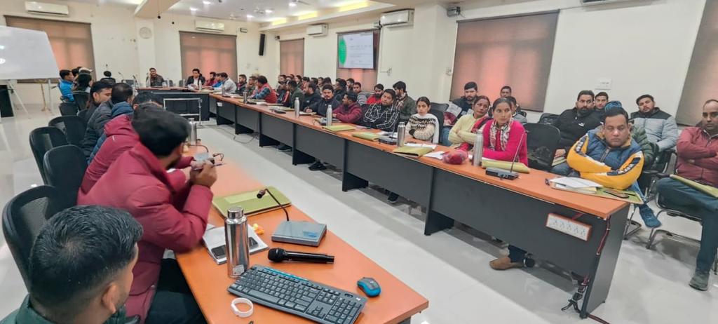 sachinarora714's tweet photo. 1st Day orientation training in dehradun https://t.co/C4StL7rX6T